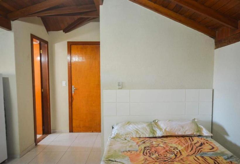 家庭间, Residencial Mario Neto