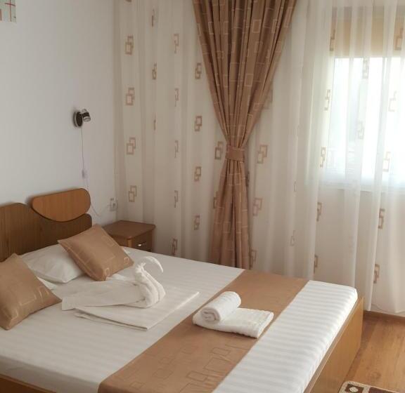 اتاق استاندارد, Timona Camere De închiriat