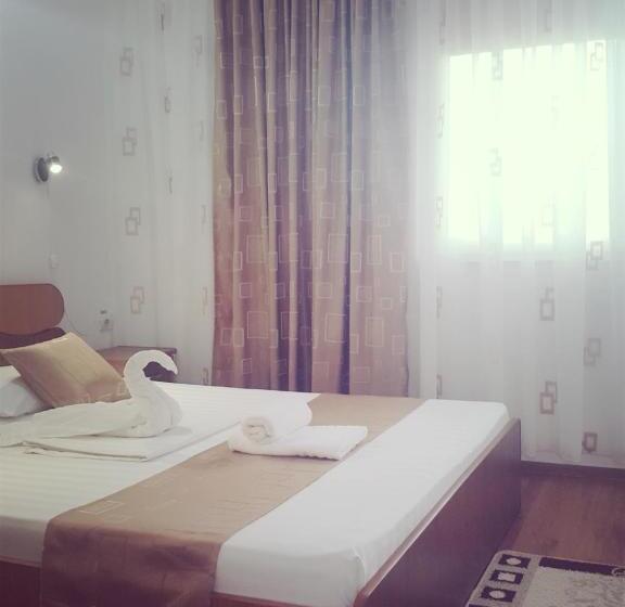 اتاق استاندارد, Timona Camere De închiriat