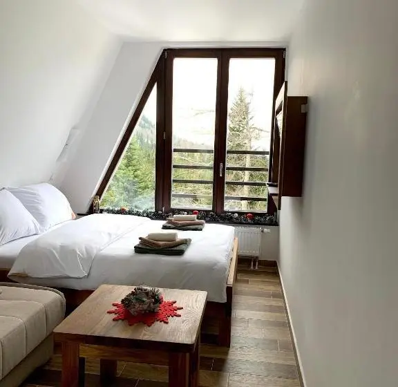 اتاق لوکس, Vila Gorica Jahorina