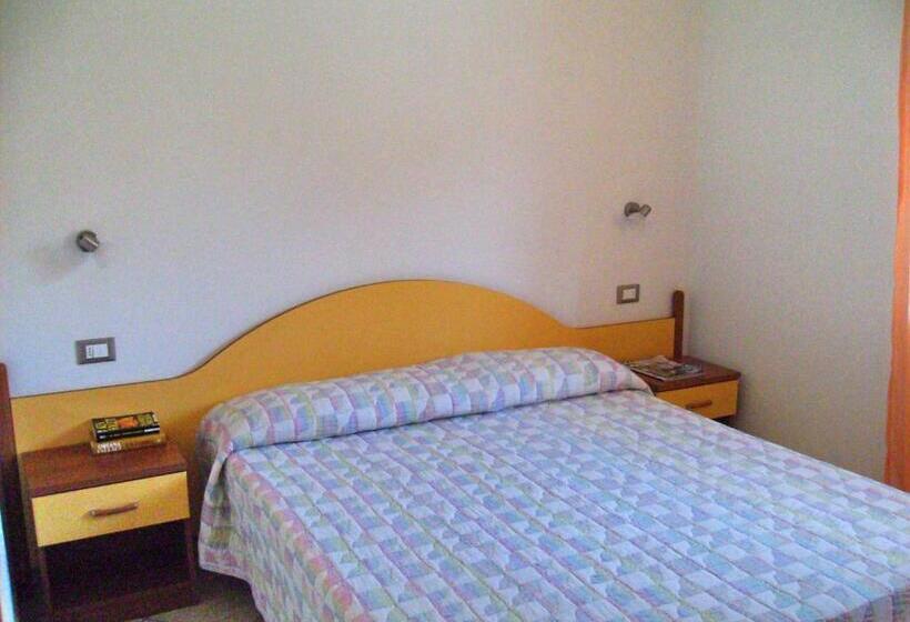 带2个卧室的公寓, Residenza Marinella