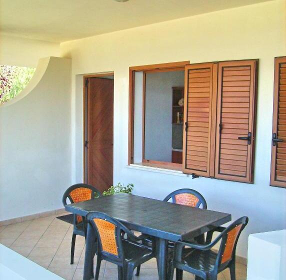 带2个卧室的公寓, Residenza Marinella