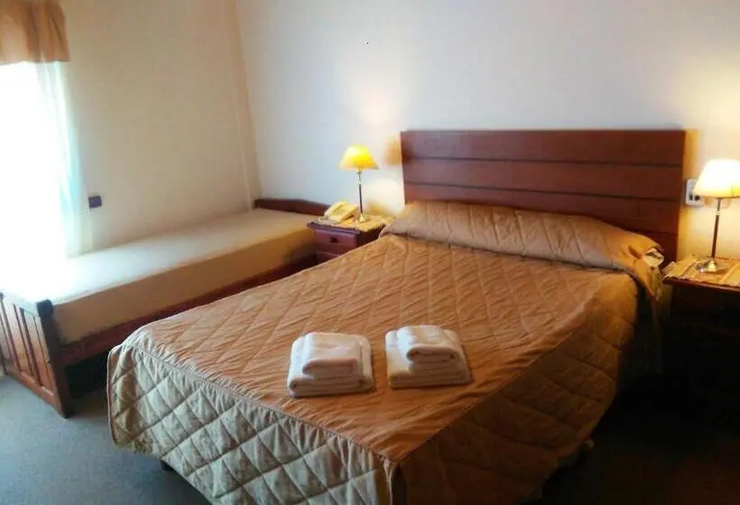 Superior Kolmen Hengen Huone, Hosteria Olimpo