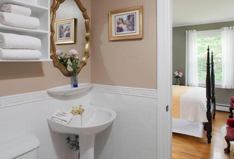 غرفة قياسية, Wolf Cove Inn