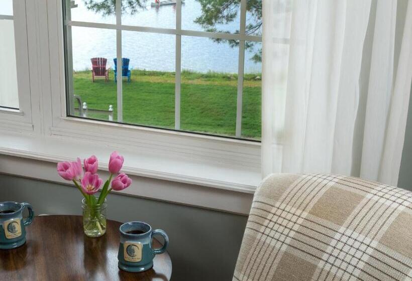 غرفة قياسية مطلّة علي البحيرة, Wolf Cove Inn