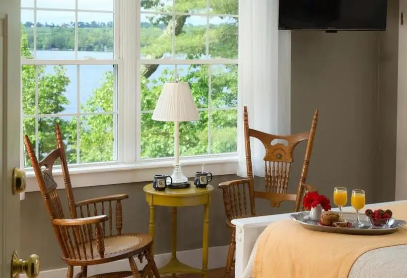 クイーンサイズベッドのスタンダードルーム, Wolf Cove Inn