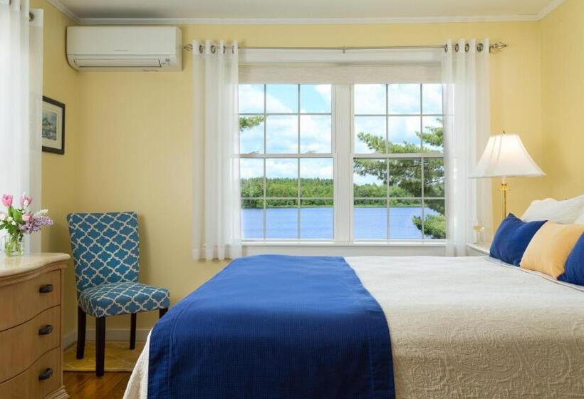 Люкс Deluxe Кровать Кинг, Wolf Cove Inn