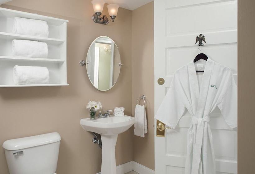 غرفة قياسية, Wolf Cove Inn