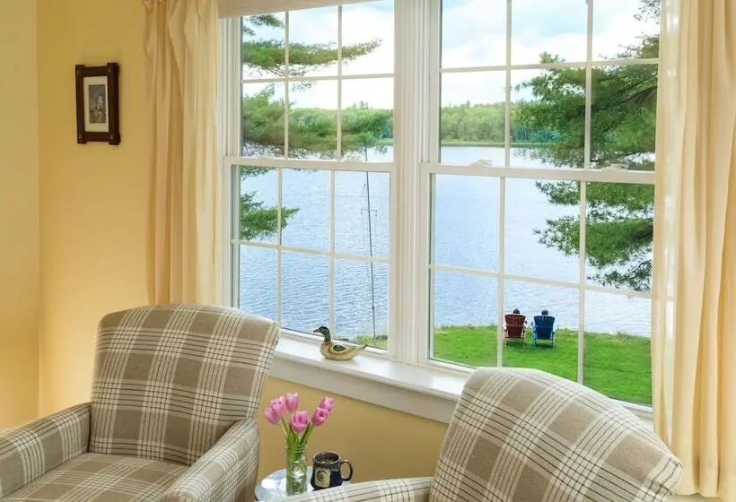 スタンダードルーム, Wolf Cove Inn