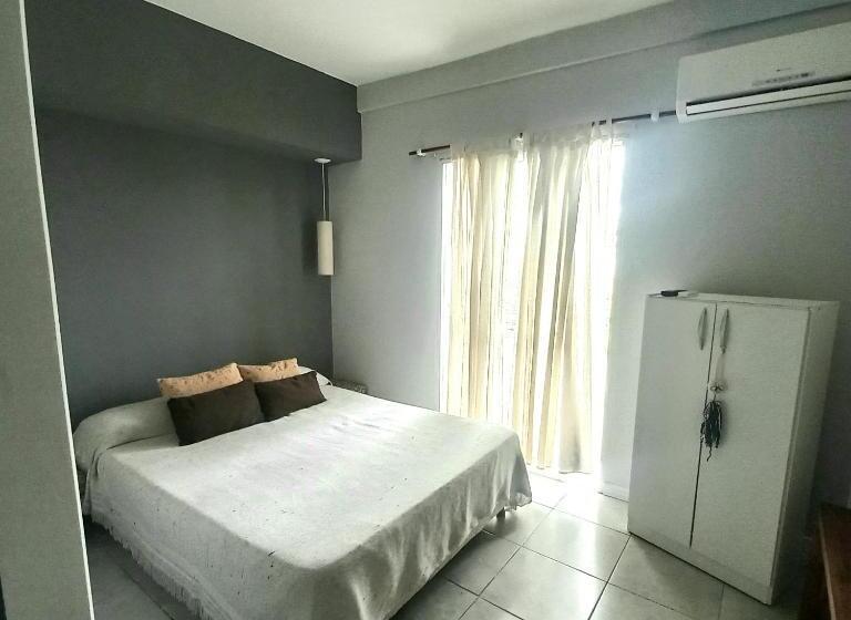 اتاق استاندارد, Are Pora