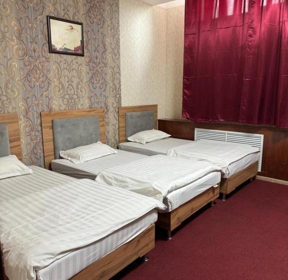 Economy Triple Room, Zolotoi Drakon
