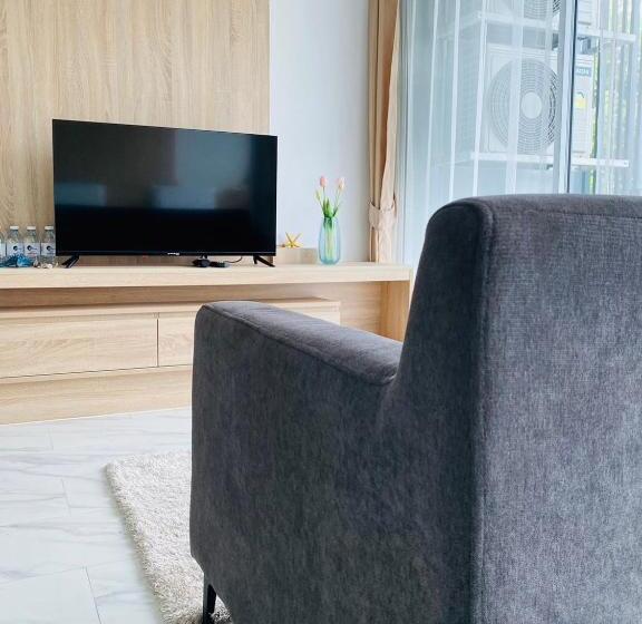 Номер Superior Кровать Кинг, D Eco Hotel Pattaya