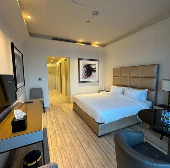 إستوديو قياسى, برج داماك الرياض Damac Towers Riyadh