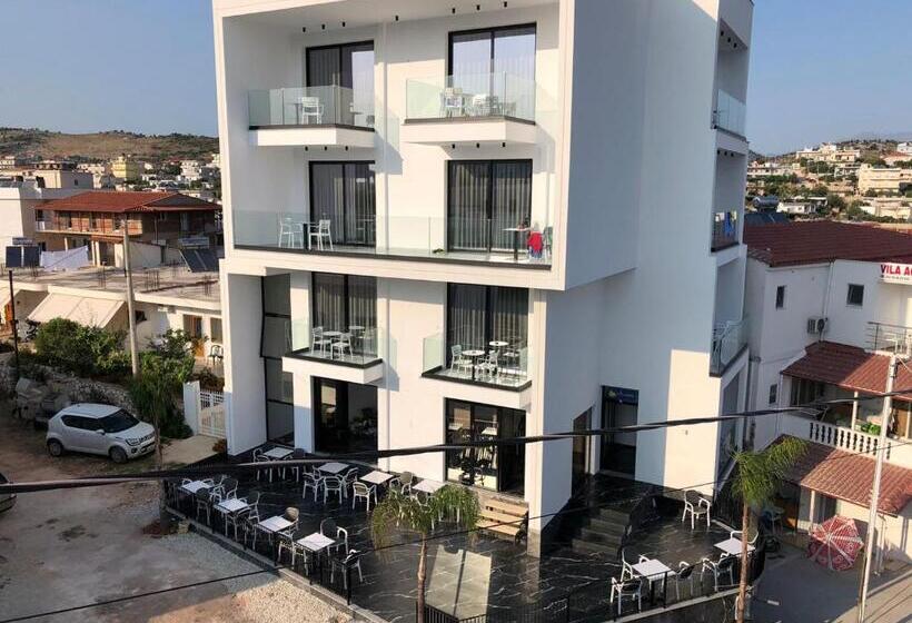 デラックススタジオ, Agimi