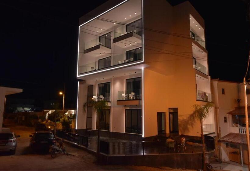 Escritório Deluxe, Agimi
