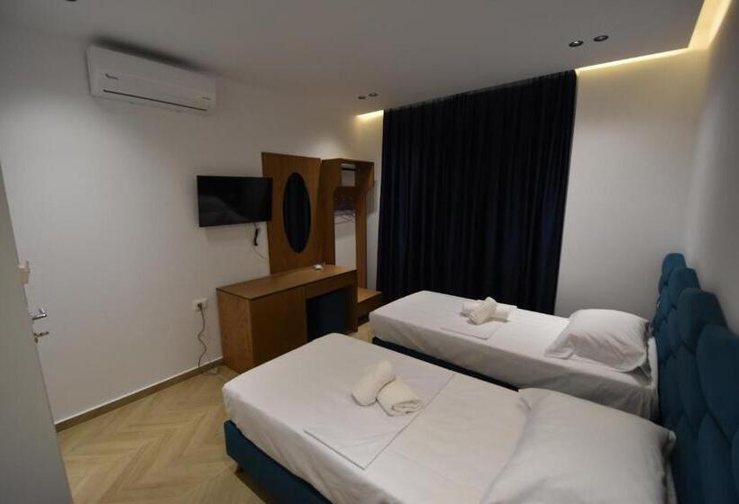 Quarto Deluxe, Agimi