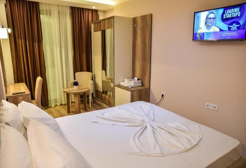 اتاق لوکس, Evropa