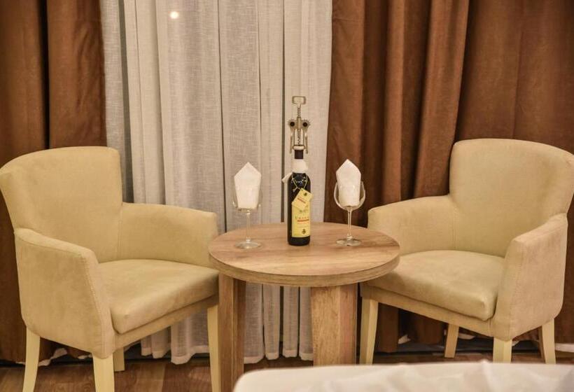 آپارتمان لوکس 1 خوابه, Evropa