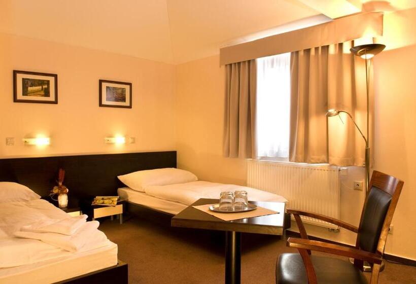 غرفة كلاسيكية, Franko