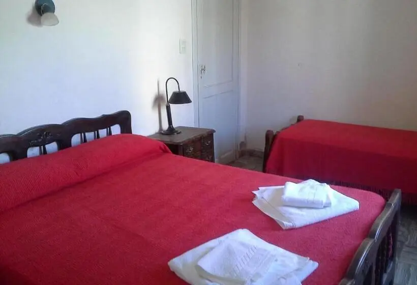 スタンダードルーム, Galicia Accomodation
