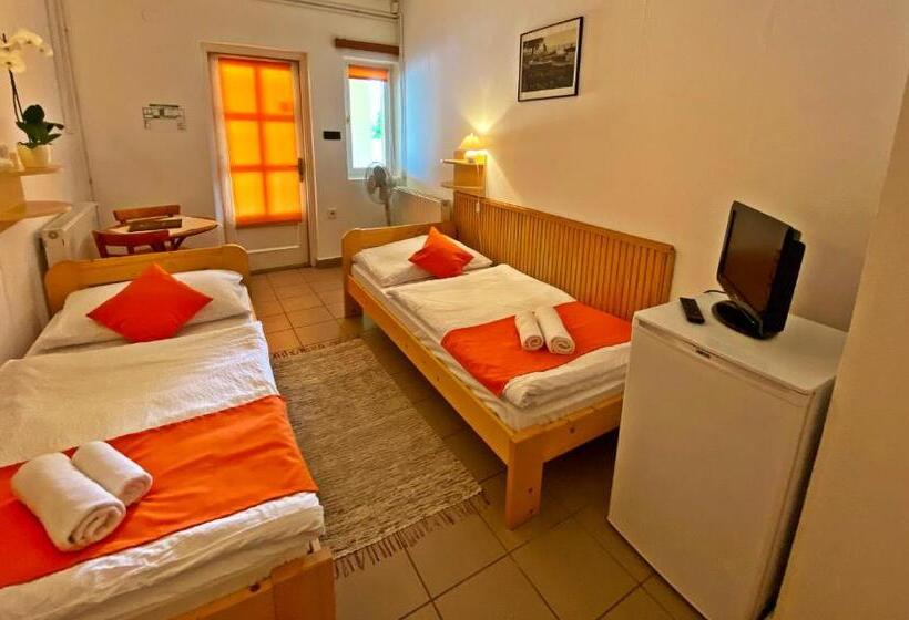 غرفة قياسية, Magnólia