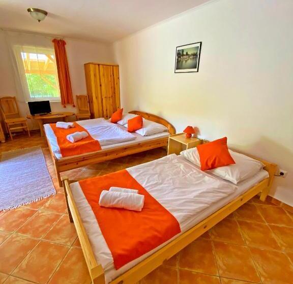 غرفة قياسية رباعية مطلة على الحديقة, Magnólia