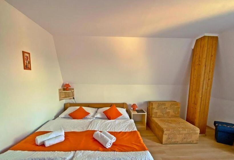 غرفة قياسية ثلاثية, Magnólia