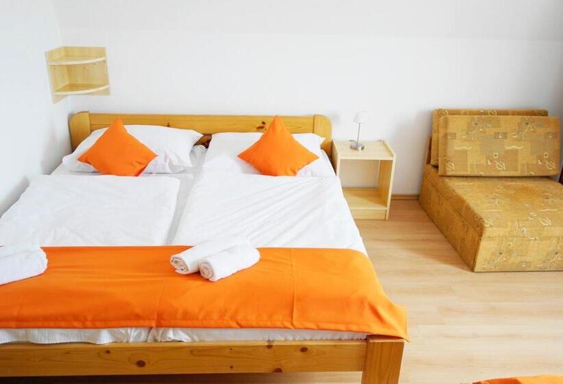 غرفة قياسية ثلاثية, Magnólia