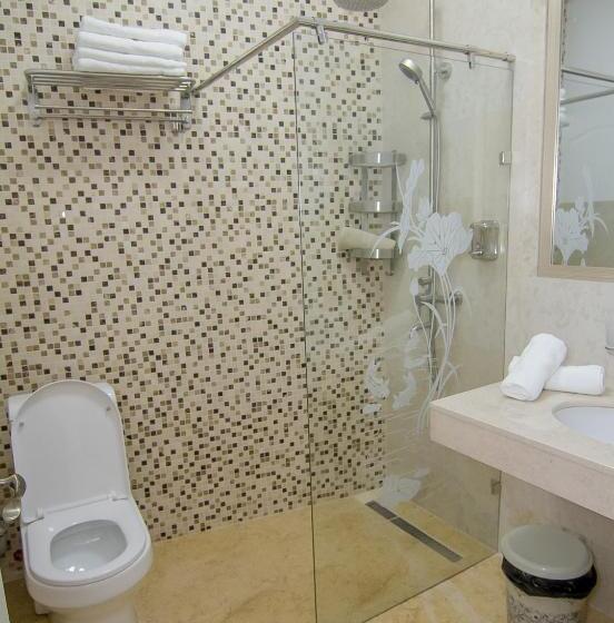 プールの見える１ベッドルームアパートメント, Marailis Mangalia