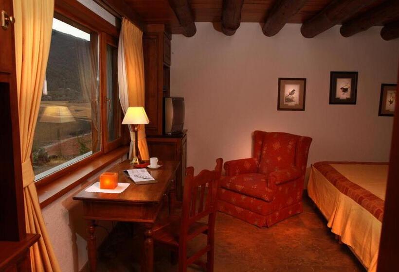 Deluxe Kamer, Piedra Pintada