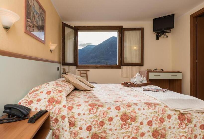 غرفة قياسية, Pineta