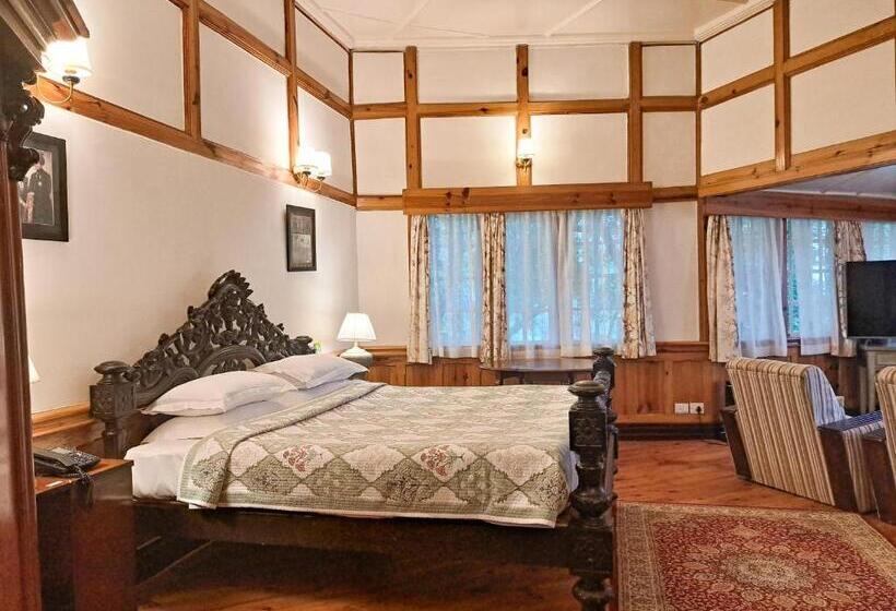 Люкс, The Heritage Club Tripura Castle