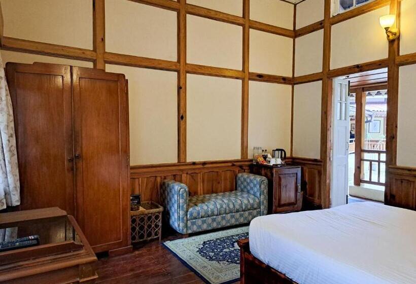 Номер Deluxe, The Heritage Club Tripura Castle