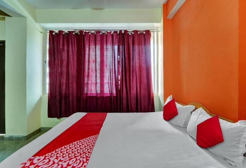 Трехместный Номер Классика, Oyo Flagship Hotel Cds Regency