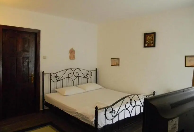 اتاق لوکس, Casa Havana