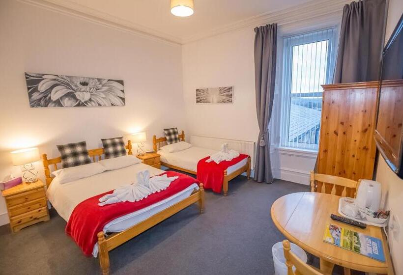 ファミリールーム, Granite City Guest House