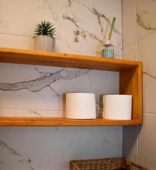 اتاق خانوادگی با چشم‌انداز کوه, Rajska Vrata