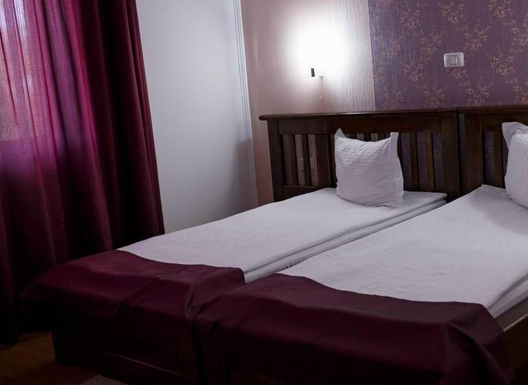 Номер Стандарт, Pension Delta Miraj