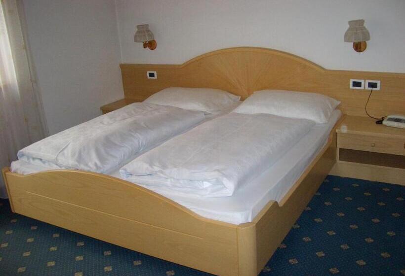 اتاق استاندارد با بالکن, Garni Hotel Pichler