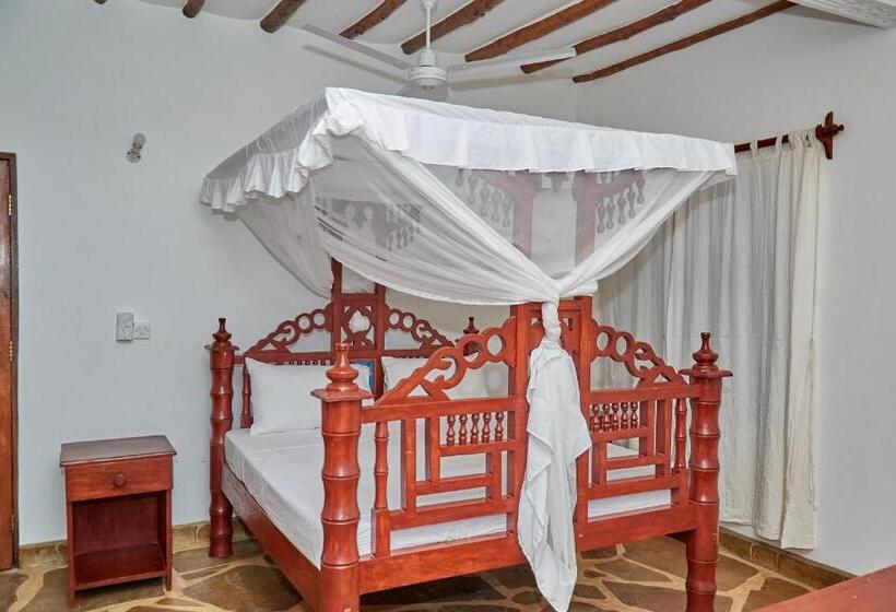 اتاق لوکس با تخت بزرگ, Beach Way Villa