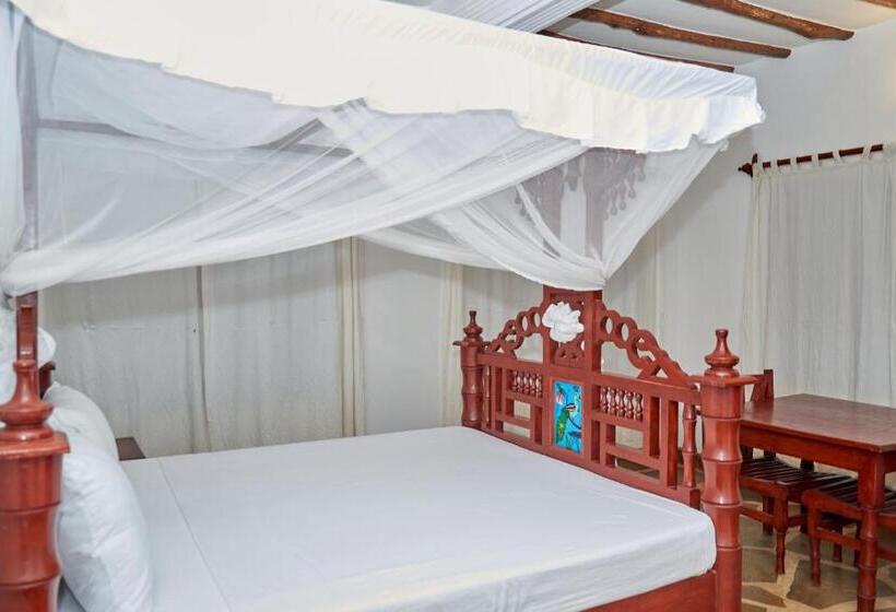 اتاق استاندارد با بالکن, Beach Way Villa
