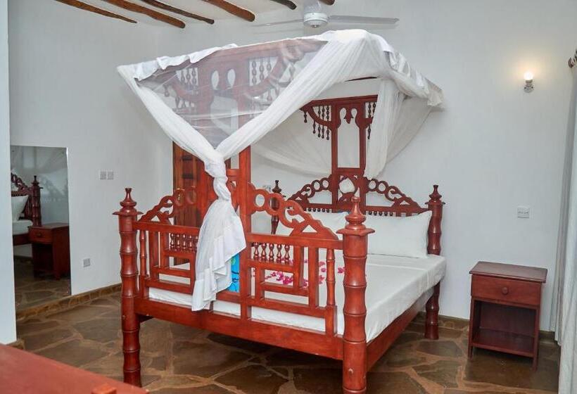 اتاق لوکس با تخت بزرگ, Beach Way Villa