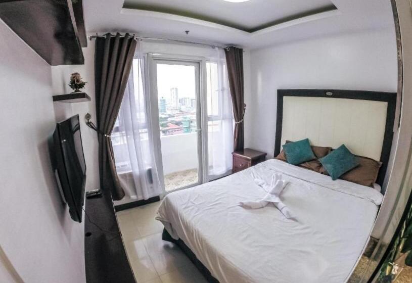 استودیوی استاندارد با چشمانداز دریا, Enjoy Free Sauna And Pool Access, Save 70 Percent This Month On A Deluxe Unit In Manila With A Balco