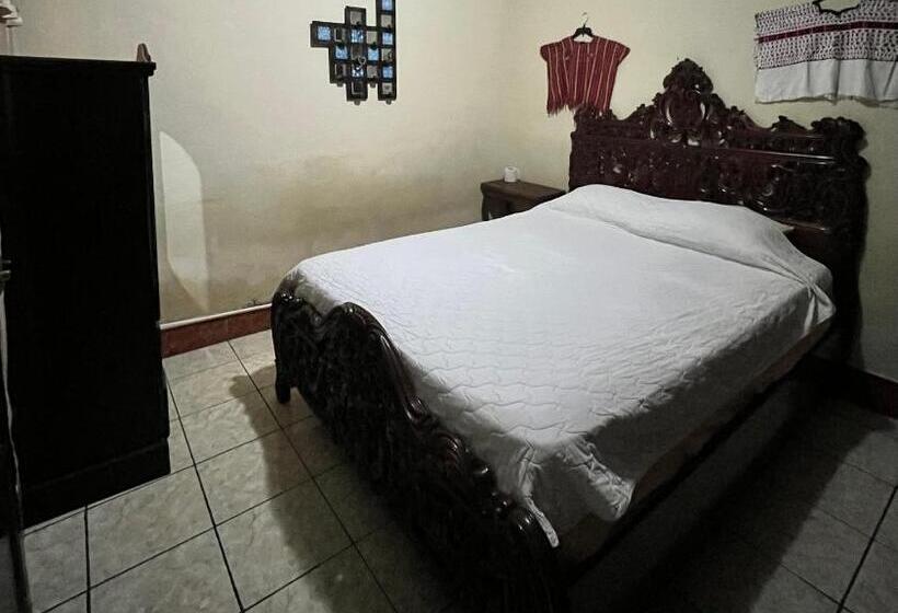 اتاق استاندارد با سرویس بهداشتی مشترک, Jireh Antigua