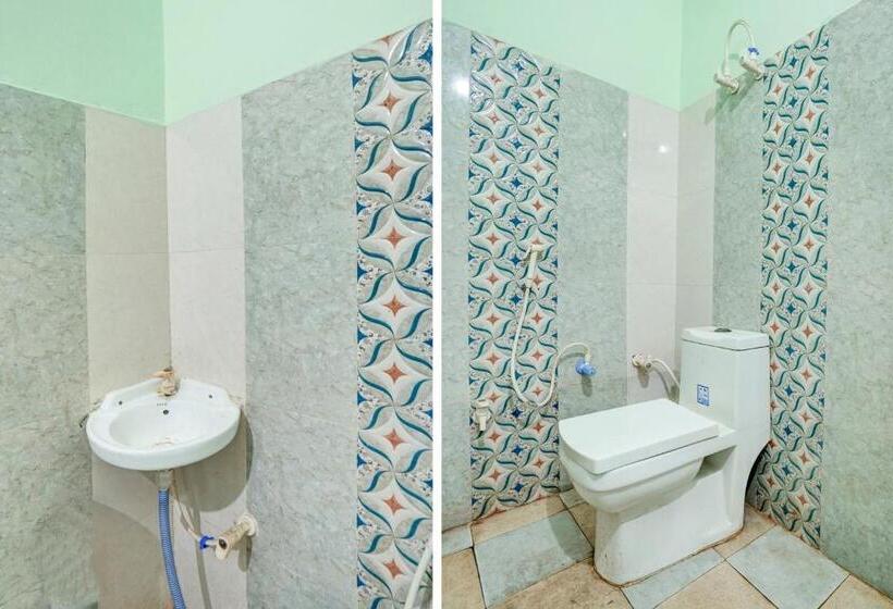 חדר קלאסי לשלושה, Oyo Crown Guest House