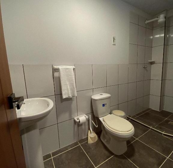 اتاق اکونومی, Posada Mia Copacabana