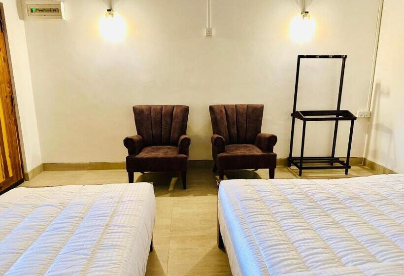 בקתת חדר, Wilpattu Blue Sapphire Lite   B&b