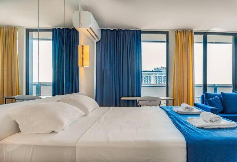 スタンダードスタジオ, Orbi City Batumi Downtown