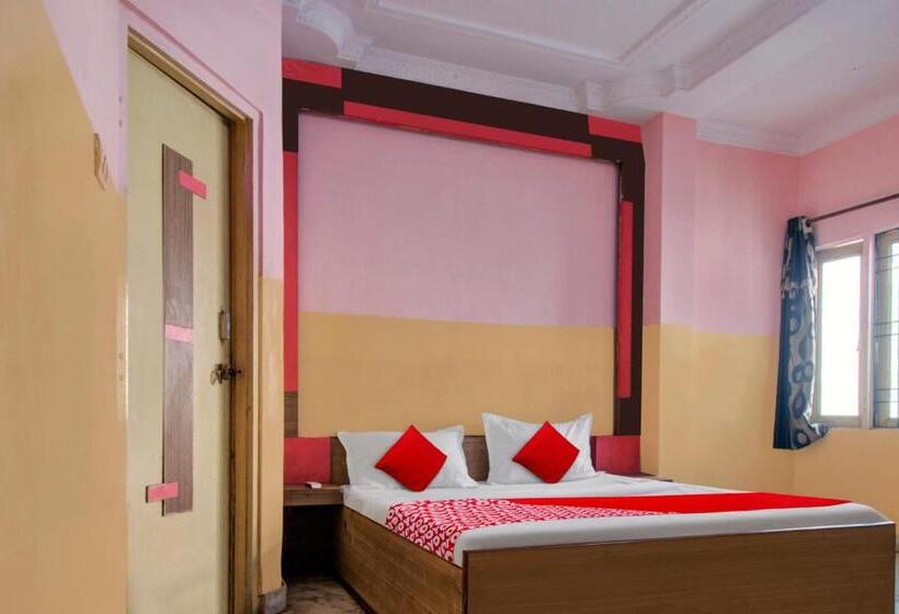 Трехместный Номер Классика, Oyo Hotel Sanwariya Palace