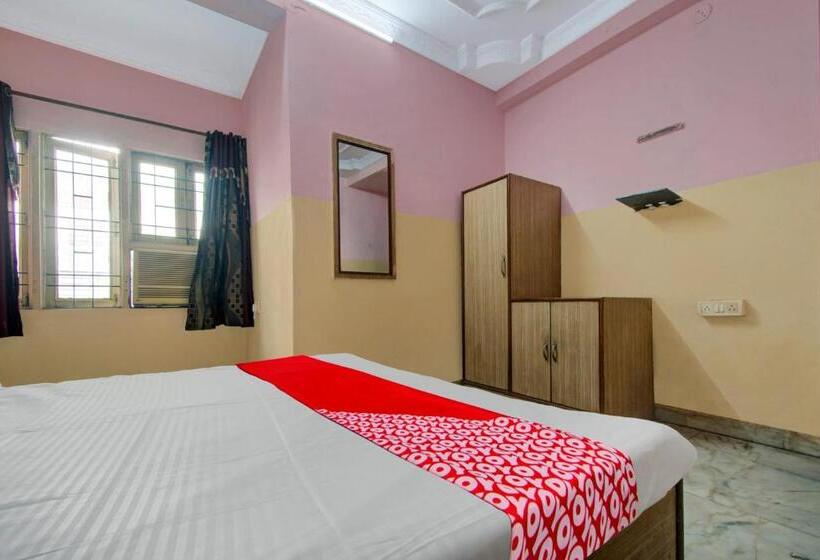 三人经典房间, Oyo Hotel Sanwariya Palace